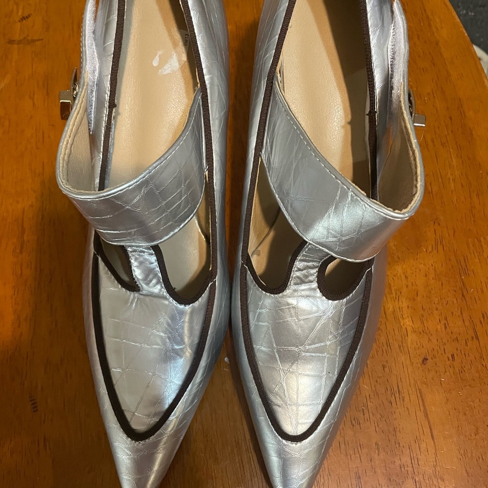 **SOLD** Chic Silver Women's Heels